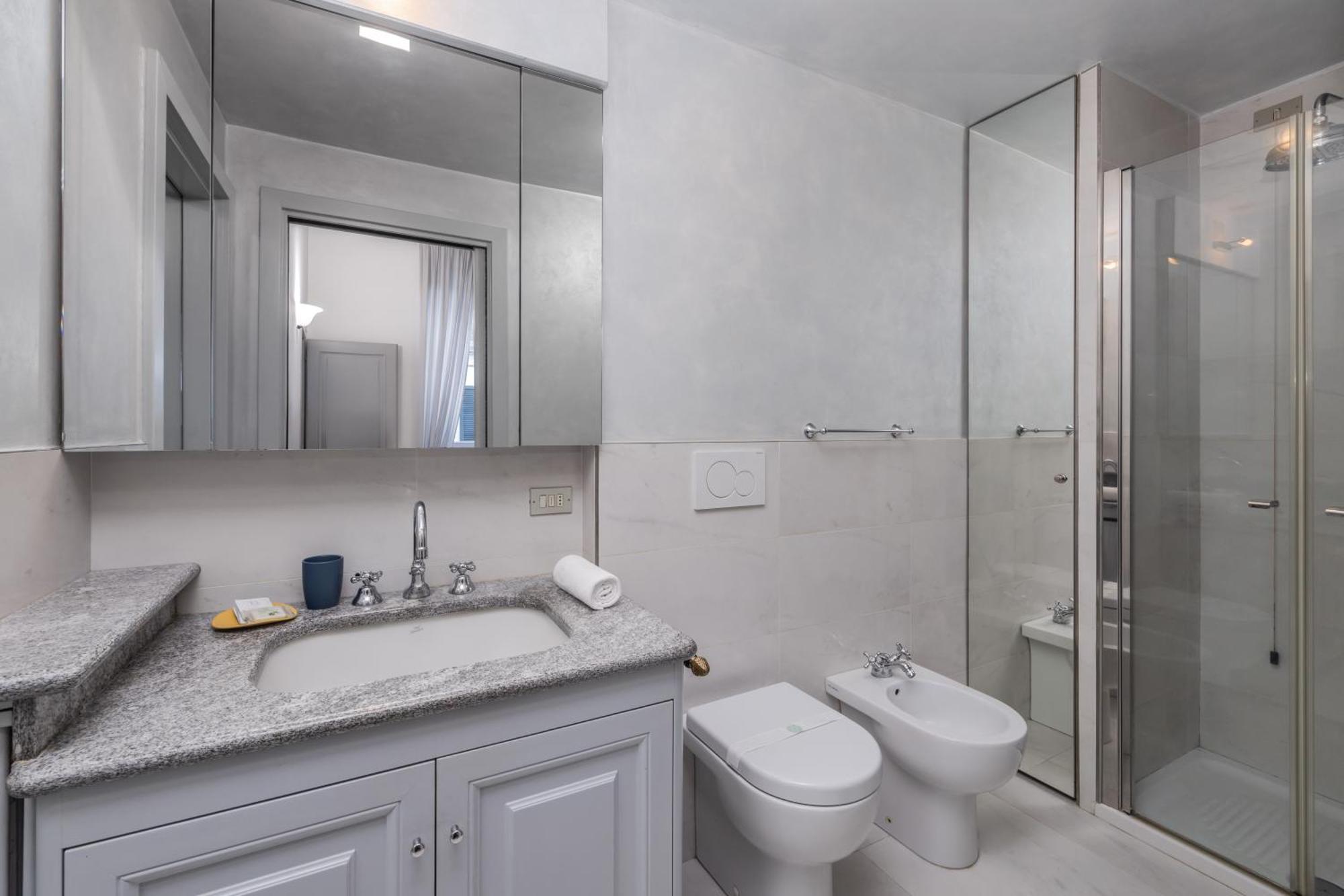 Brera Vicolo Fiori Apartment มิลาน ภายนอก รูปภาพ